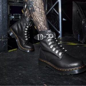 Dr. Martens 1460 Pascal Chain Black Combat Boots size 8